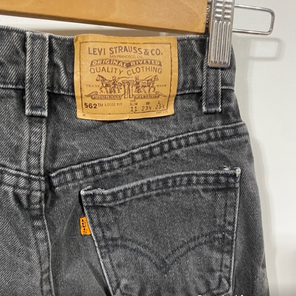 LEVI’S 1980s Vintage 532 Straight Leg High Rise Jeans in Black Wash 23